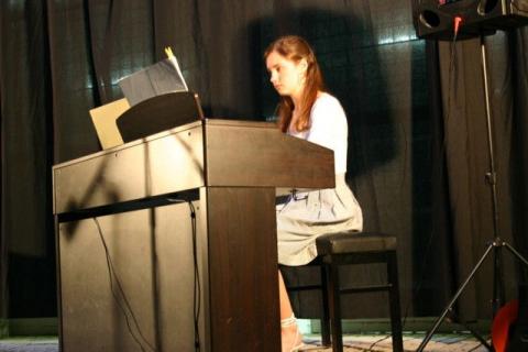 09.jpg