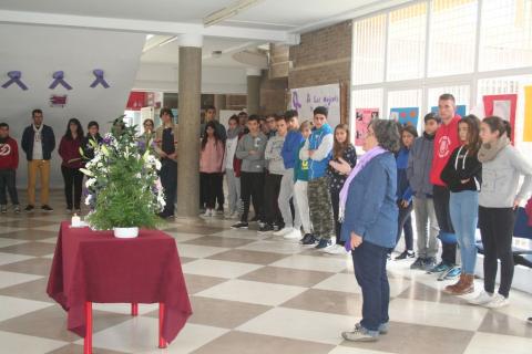 contraelmaltratofemenino02.jpg