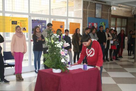 contraelmaltratofemenino16.jpg