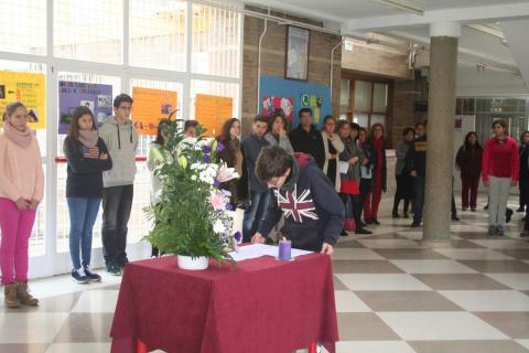 contraelmaltratofemenino19.jpg
