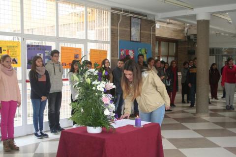contraelmaltratofemenino21.jpg