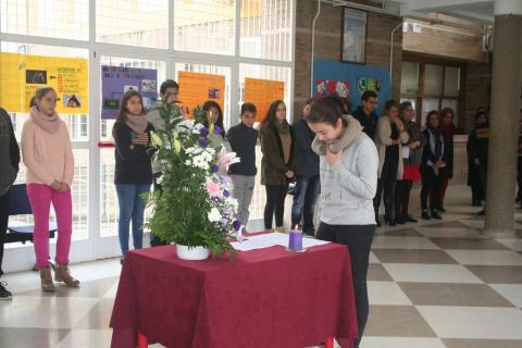 contraelmaltratofemenino41.jpg