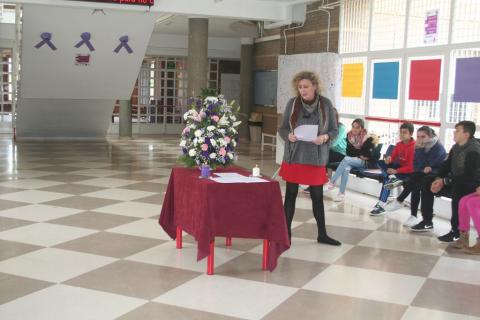 contraelmaltratofemenino54.jpg