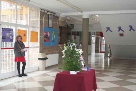 contraelmaltratofemenino67.jpg