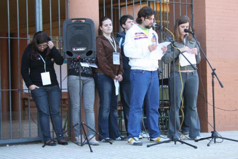 diadelapaz042.jpg