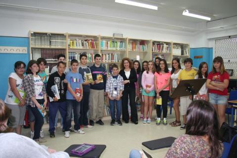 diadellibro04.jpg