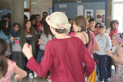 performance025.jpg