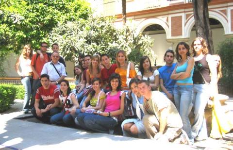 visitamuseo2c02.jpg
